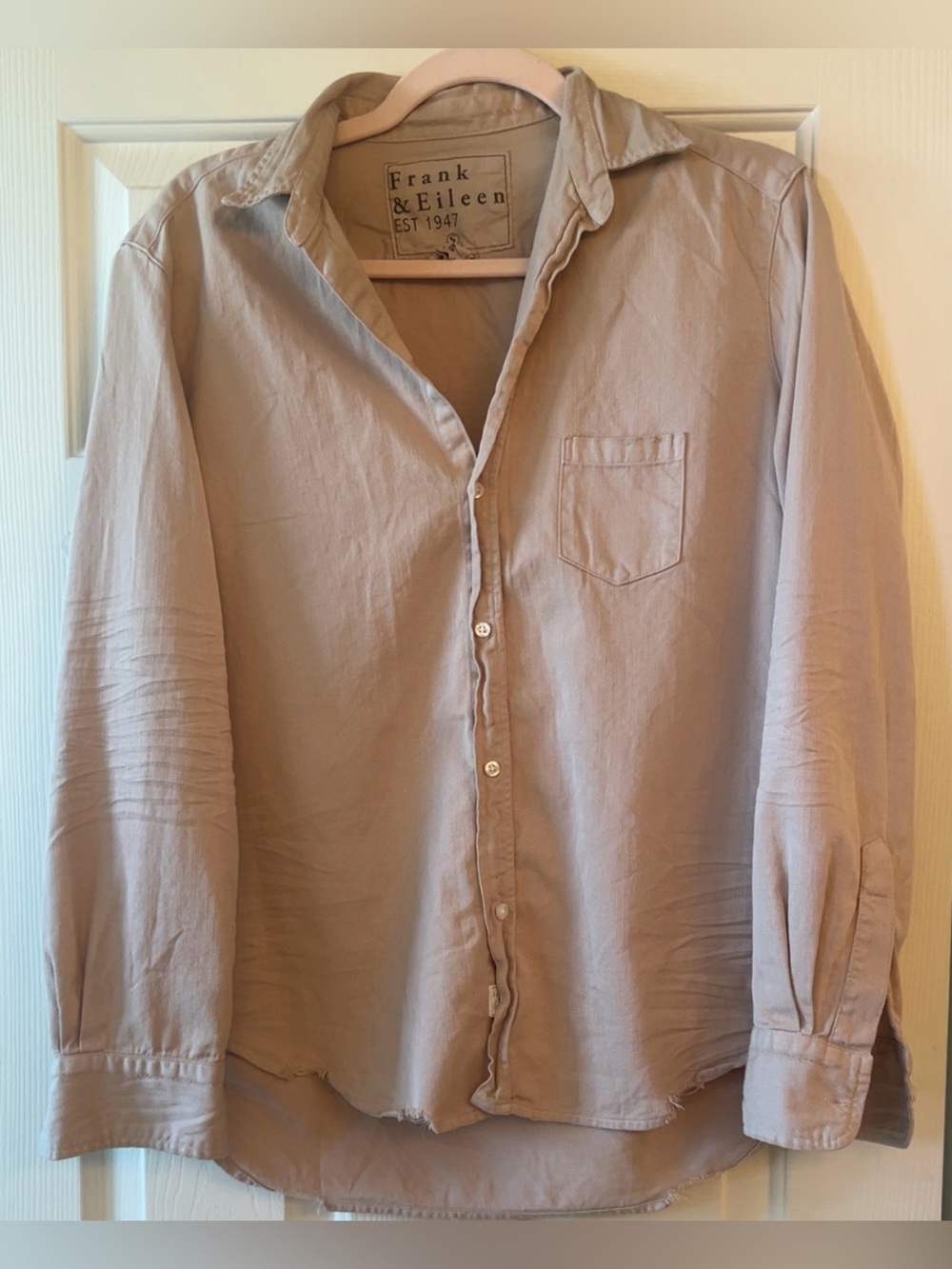 Frank & Eileen |Beige-Taupe Long-Sleeve Button Down Shirt Top Women’s